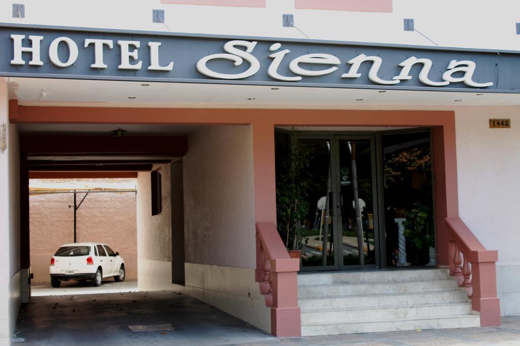 Hotel Sienna Мендоса Экстерьер фото